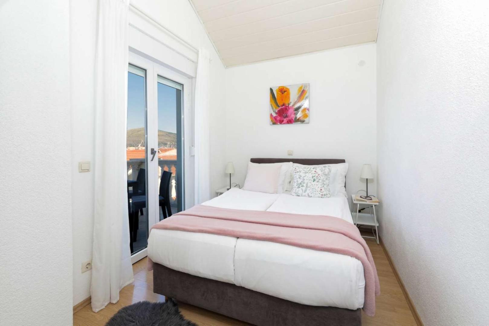 Apartments Lovric Trogir Luaran gambar